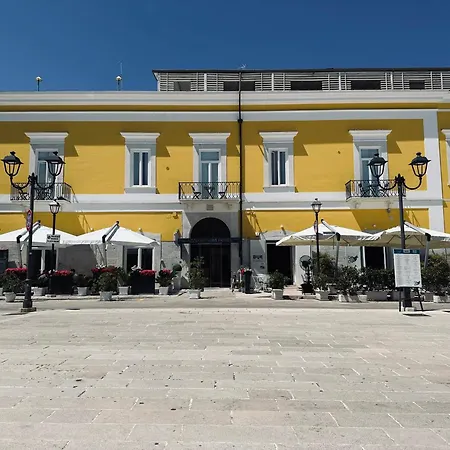 Palazzo Bonomi-3