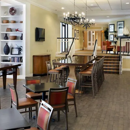 Hampton Inn Boston-Natick-2