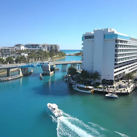 Waterstone Resort & Marina Boca Raton, Curio Collection By Hilton-2