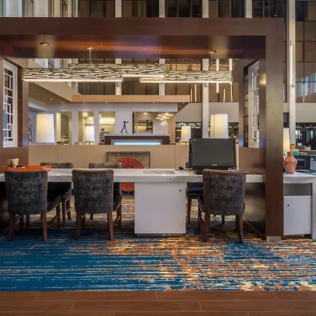 Doubletree By Hilton Pittsburgh - Cranberry-3