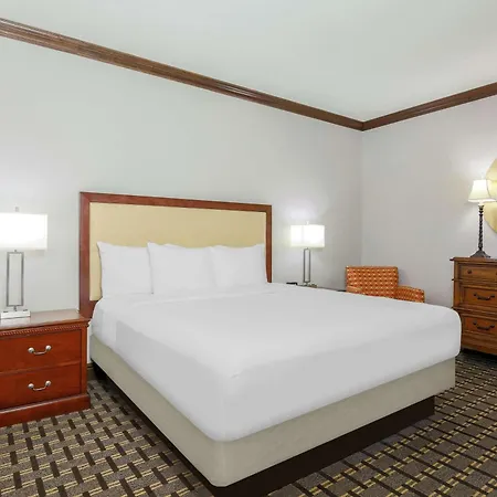Hilton Phoenix Chandler-2