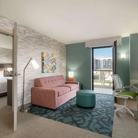 Home2 Suites By Hilton Woodland Hills Los Angeles-2