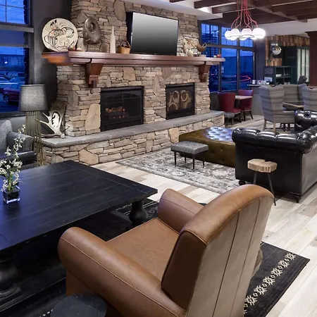Embassy Suites By Hilton Anchorage-3
