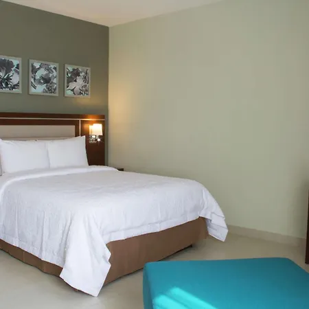 Hampton Inn By Hilton Villahermosa-2