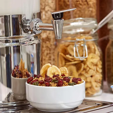 Hampton By Hilton Berlin City Centre Alexanderplatz-2