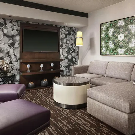 Embassy Suites By Hilton Crystal City National Airport-3
