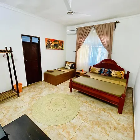 Max Hotel Nungwi-3