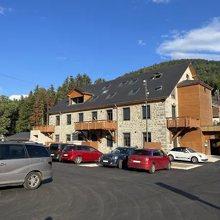Gite Roche Des Ducs avec Piscine toute l'année, Spa, Sauna, Hammam-2