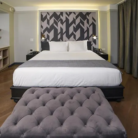 The Tillary Hotel Brooklyn-3
