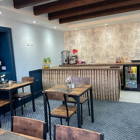 The Brig & Barrel Hotel-2