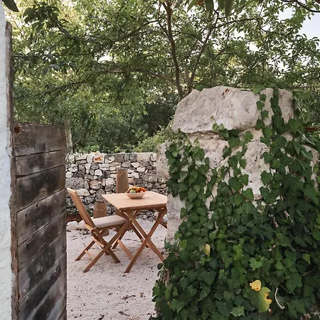 Trulli Del Bosco-3