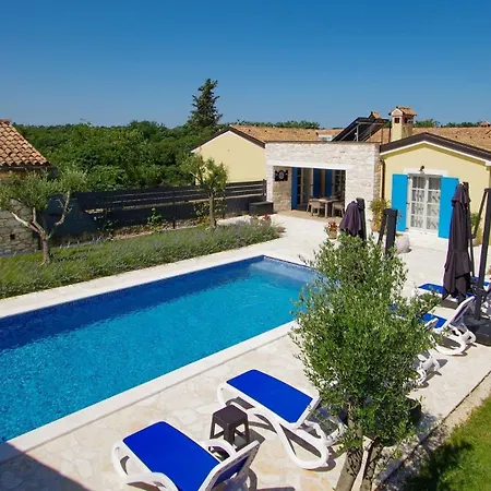 Villa Iria Bella By Villas Holiday-2