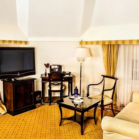 Hotel Suitess-2