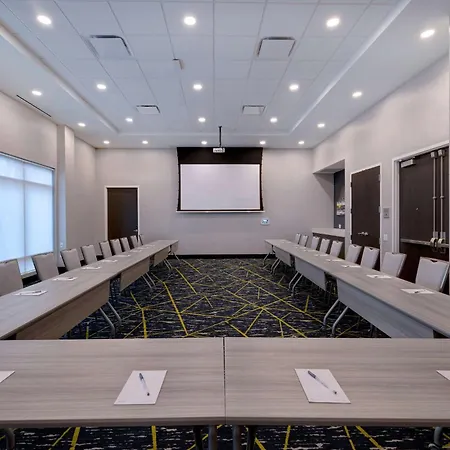 Hampton Inn & Suites Burlington, Ontario, Canada-3
