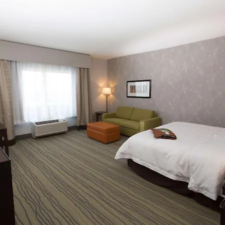 Hampton Inn By Hilton Lloydminster-3