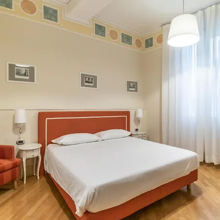 Casa Isolani Piazza Maggiore 1-3