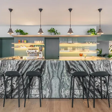 Inhabit Queen'S Gardens, A Member Of Design Hotels-3