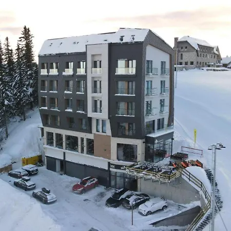 Aparthotel Rajska-3