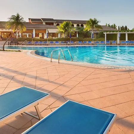 Lantana Resort Hotel&Apartments-2