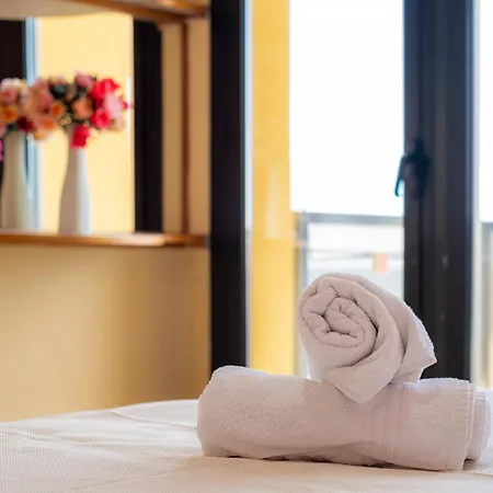 Hotel Crown-2
