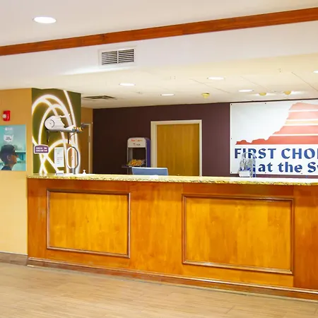 First Choice Inn At The Swell-3