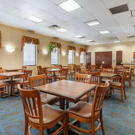 Quality Inn Vienna - Tysons Corner-2
