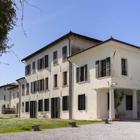 Hotel Villa Policreti-3