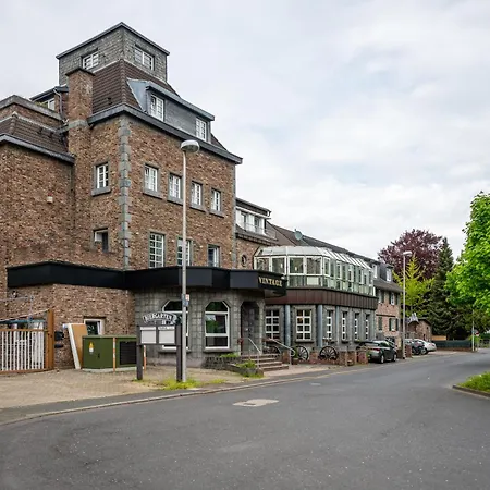 Vintage Hotel Köln Pulheim - Kostenlose Parkplätze-2