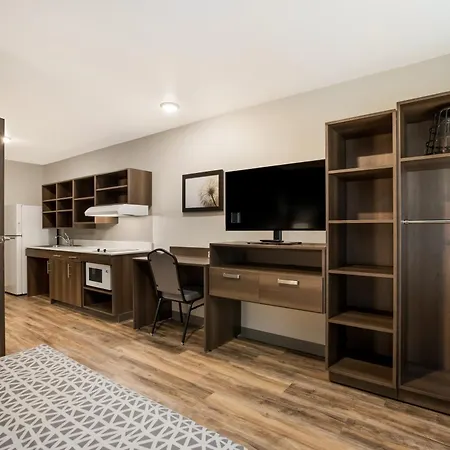Woodspring Suites Corona-3