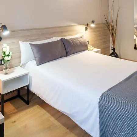 Hotel Torres Manlleu-2