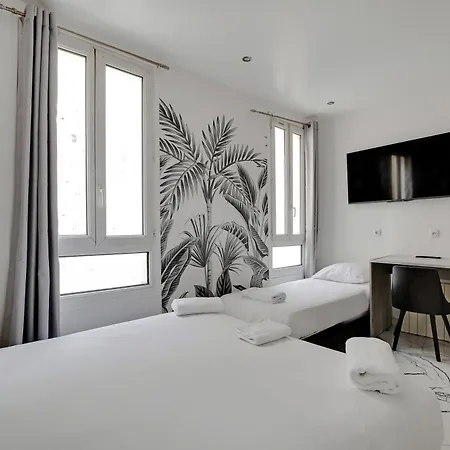 Modern'S Hotel-2