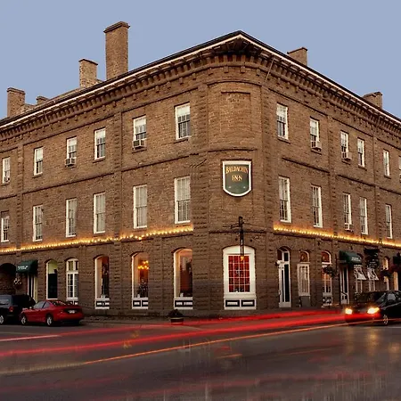 Baldachin Inn-2