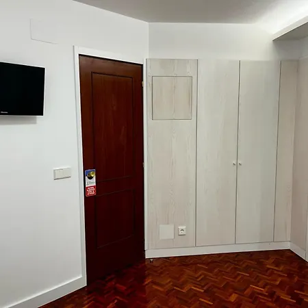 Hostal Charo II-3