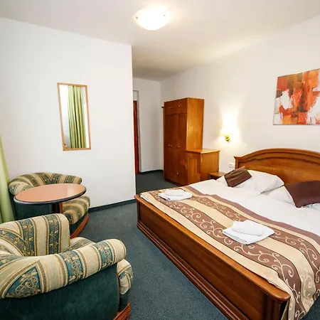 Hotel Grand-2