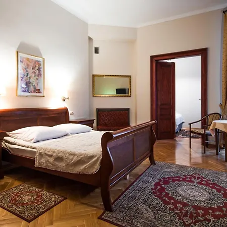 Aparthotel Basztowa-3