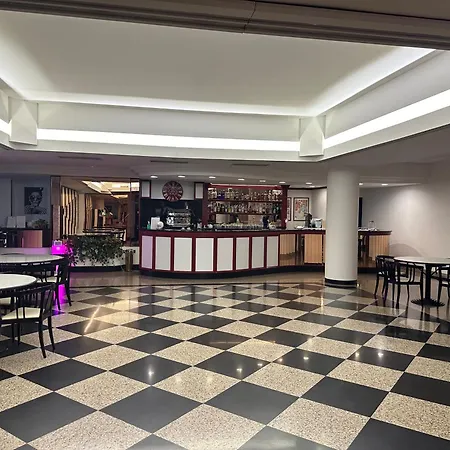 Hotel Diamante-2