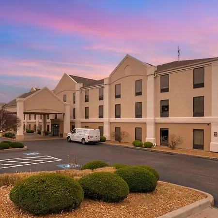 Comfort Inn Near Six Flags St Louis-3