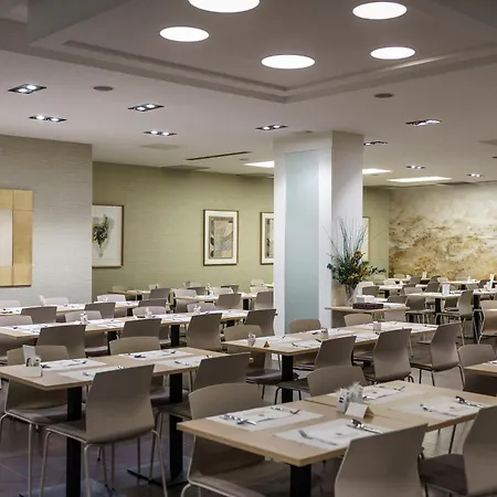Hotel Ilunion Abando Bilbao-2
