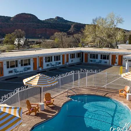 Quail Park Lodge-2