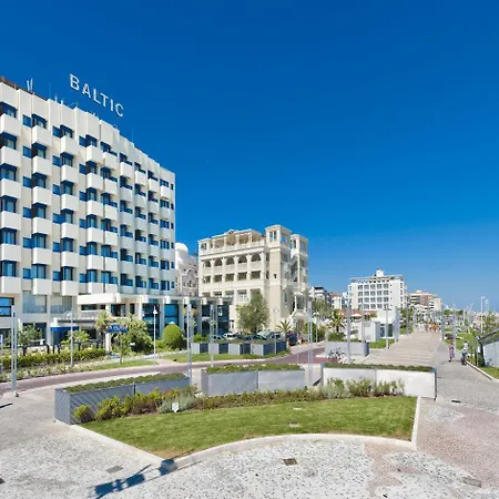 Hotel Baltic Riccione-Fronte Mare-2