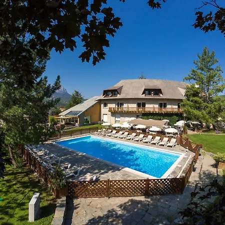 Hôtel&Spa Les Bartavelles-2