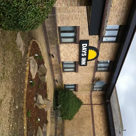 Days Inn Hotel Abington - Glasgow-3