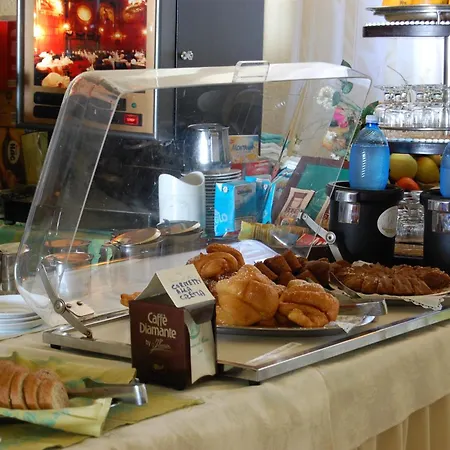 Hotel Giardino Sul Mare-2