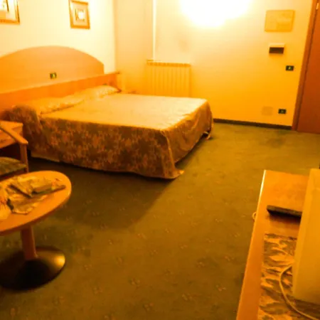 Ascot Lodging-2