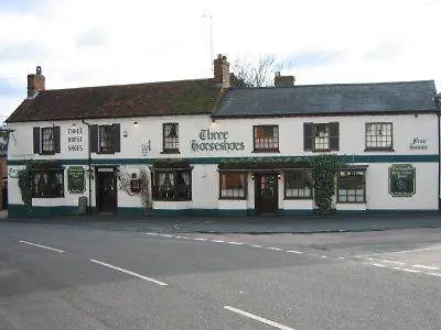 The Three Horseshoes-3