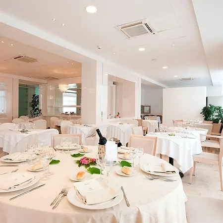 Hotel Excelsior-2