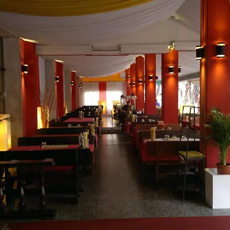 Hotel Amalfi & Restaurant Karaoke Bar-2