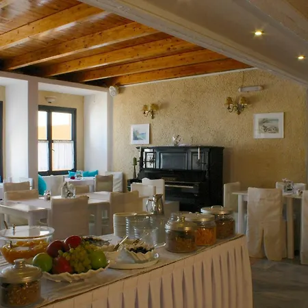 Mare Vista Hotel - Epaminondas-2