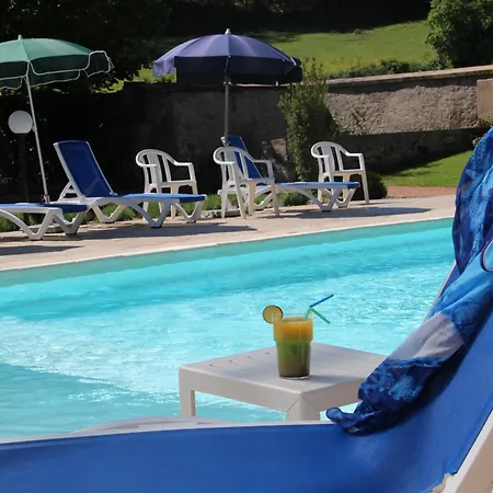 Logis Des Trois Maures-2