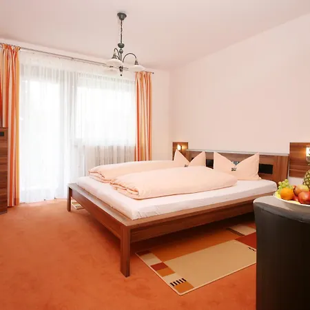 Landhotel Weißer Hahn-3